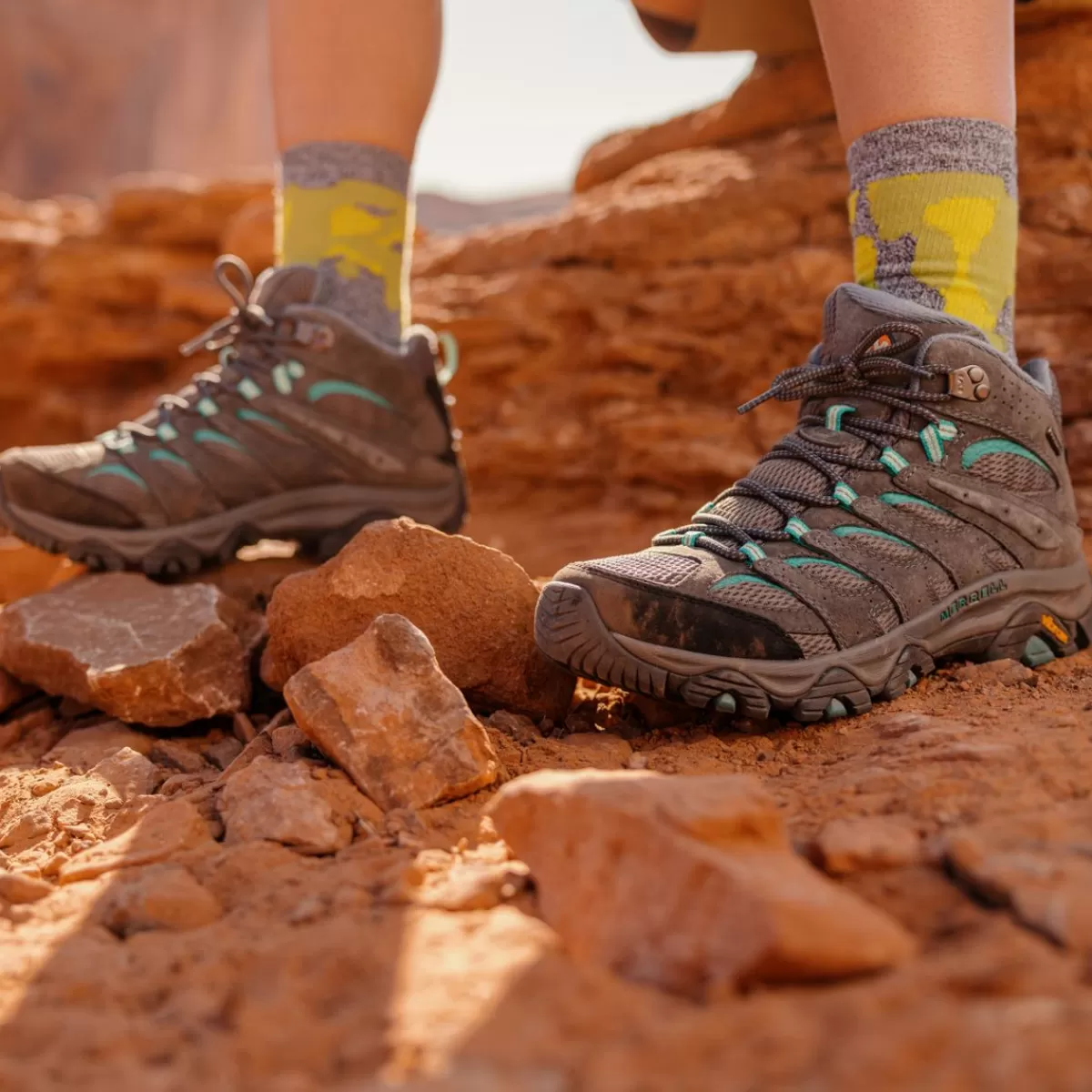 Women Merrell Women's Moab 3 Mid Waterproof Wide Width